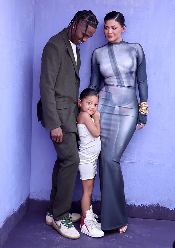 Kylie Jenner, Travis Scott y Stormi en los Billboard