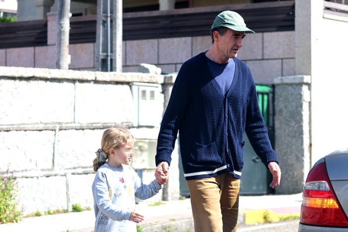 Alessandro Lequio y su hija en Pontevedra