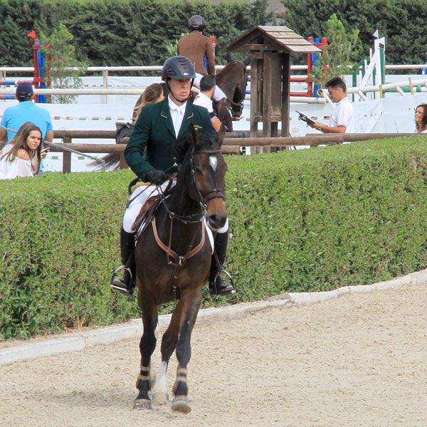 El hijo de la duquesa de Alba participó el sábado en la tercera edición del torneo hípico la Ruta de la Plata, que tuvo lugar en Sevilla
