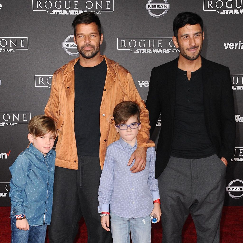 Ricky Martin y sus hijos Valentino y Matteo junto a Jwan Yosef