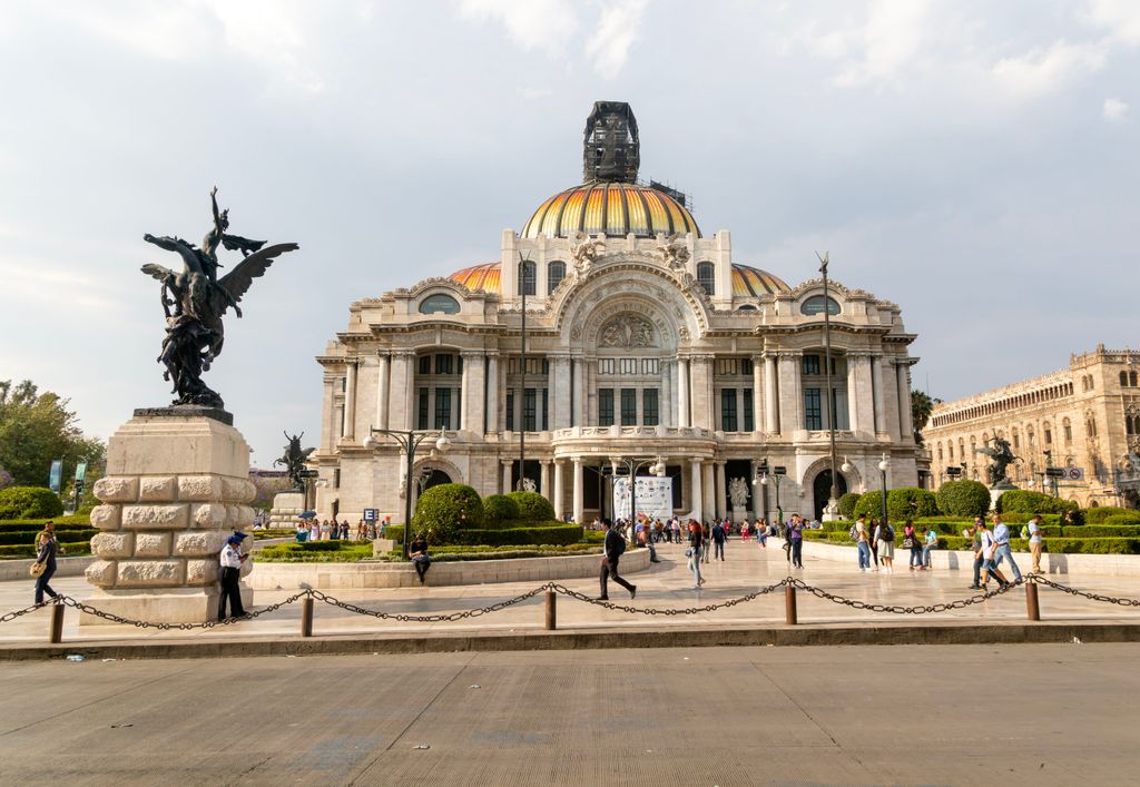 El Palacio de Bellas Artes es uno de los recintos culturales más importantes de México.