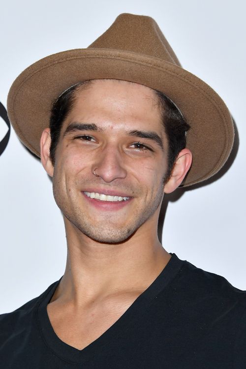 Tyler Posey y los cuidados para una melena tupida