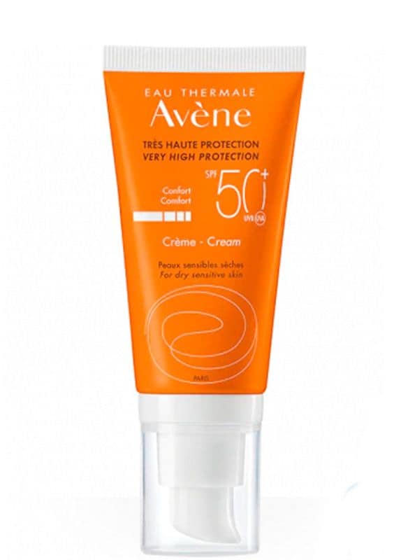 Elsa recomienda protegerse del sol con la crema SPF 50+ de Avène 