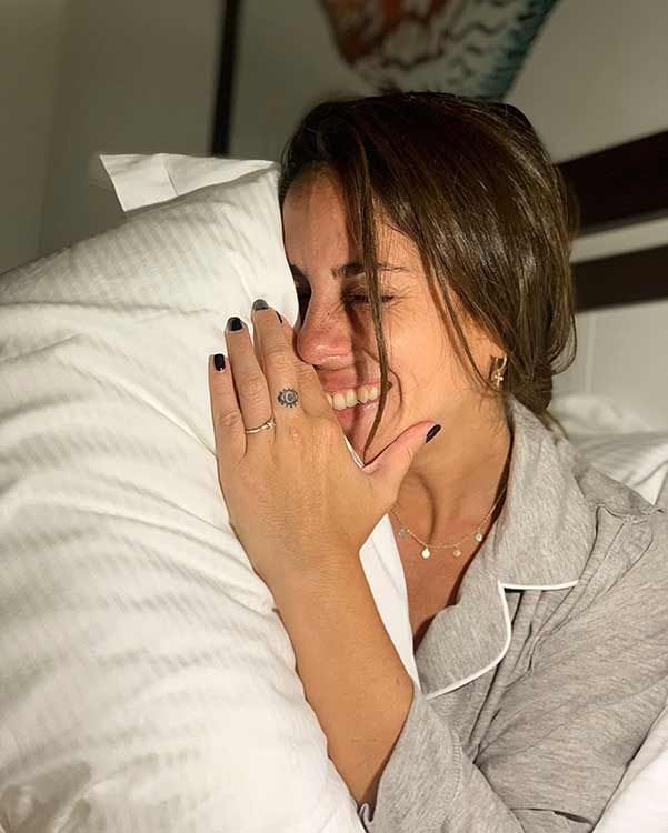 Anabel Pantoja presume de anillo