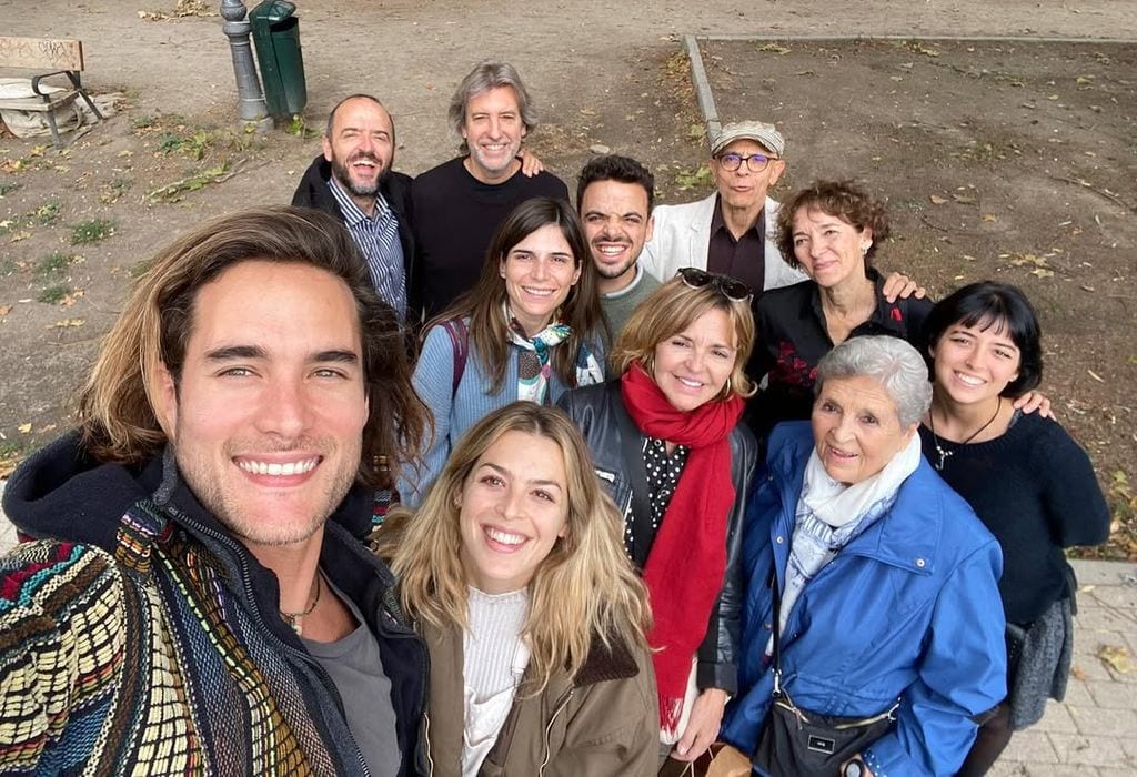 Almudena Ariza con su familia