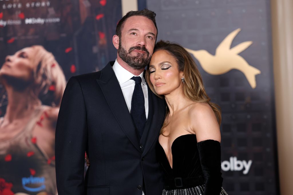 Se ha reportado que JLo sigue procesando su ruptura de Ben Affleck.