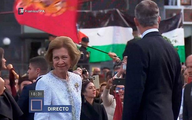 Llegada de los Reyes a los Premios Princesa Asturias