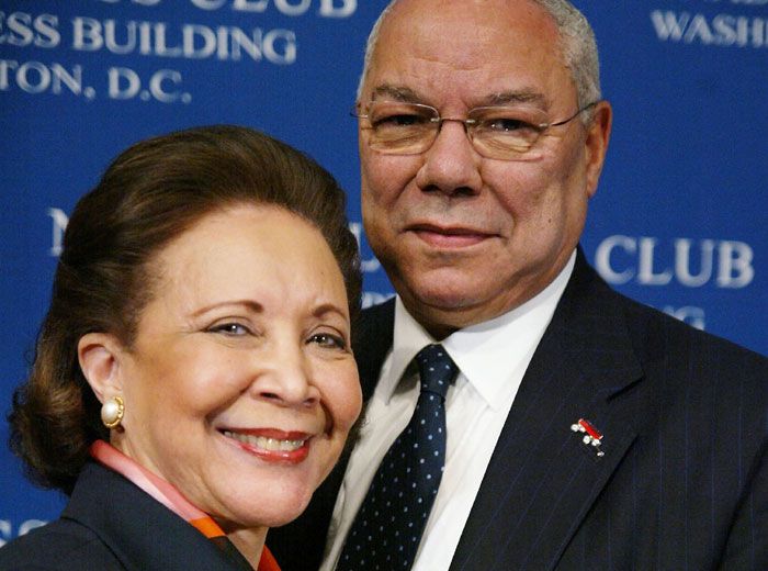 Collin Powell y su mujer