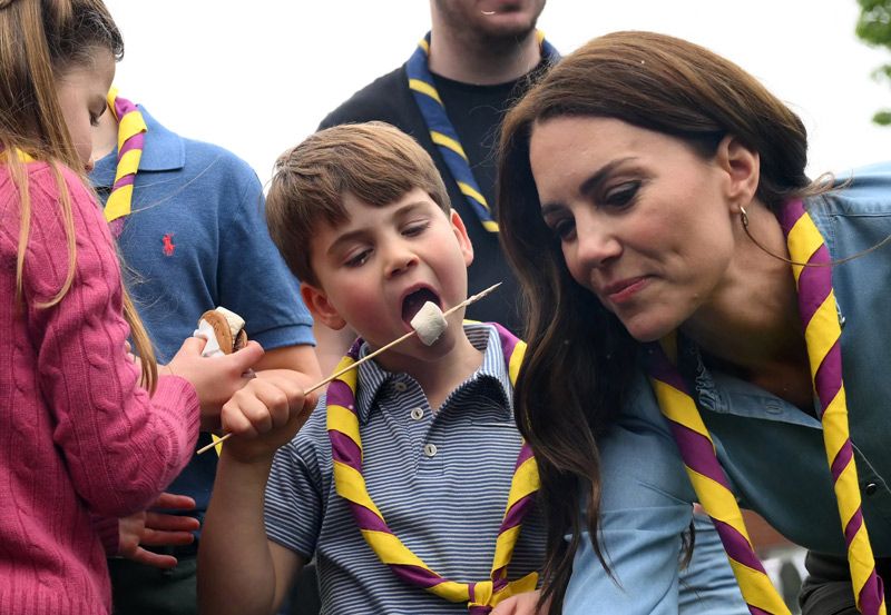 Kate Middleton y su hijo el príncipe Louis