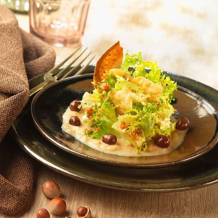 Ensalada con Salsa Xató