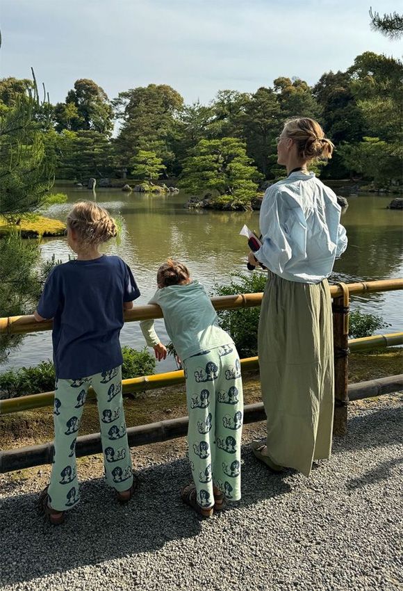 El viaje de Carles Puyol y Vanesa Lorenzo con sus hijas a Kyoto