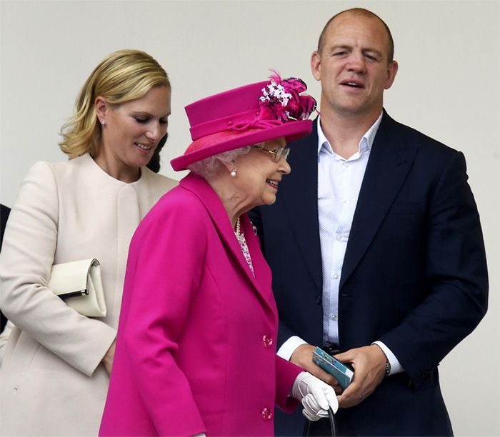 Isabel II, con Zara y Mike Tindall