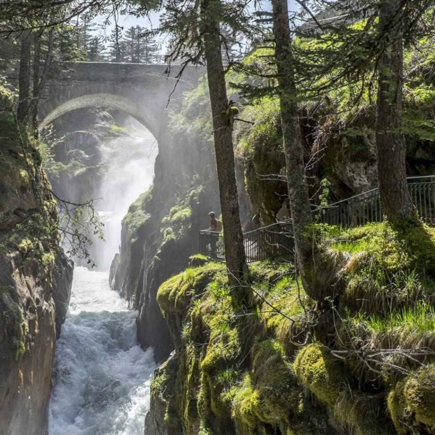 cascada del pont despagne altos pirineos francia