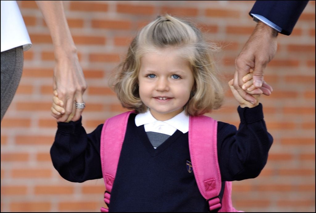 Primer día de colegio de la princesa Leonor el 15 de septimebre de 2008