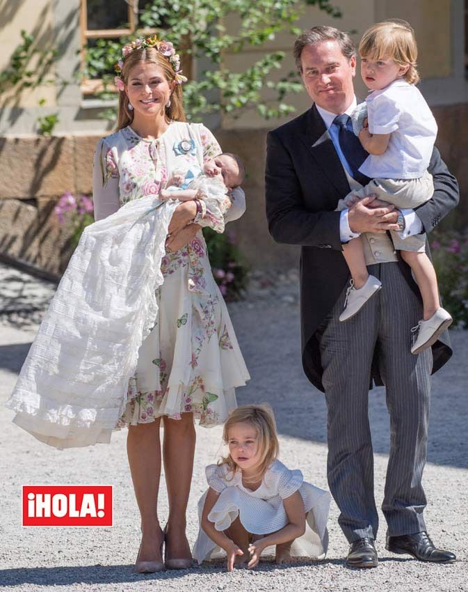 Magadalena de Suecia, Chris O'Neill y sus tres hijos