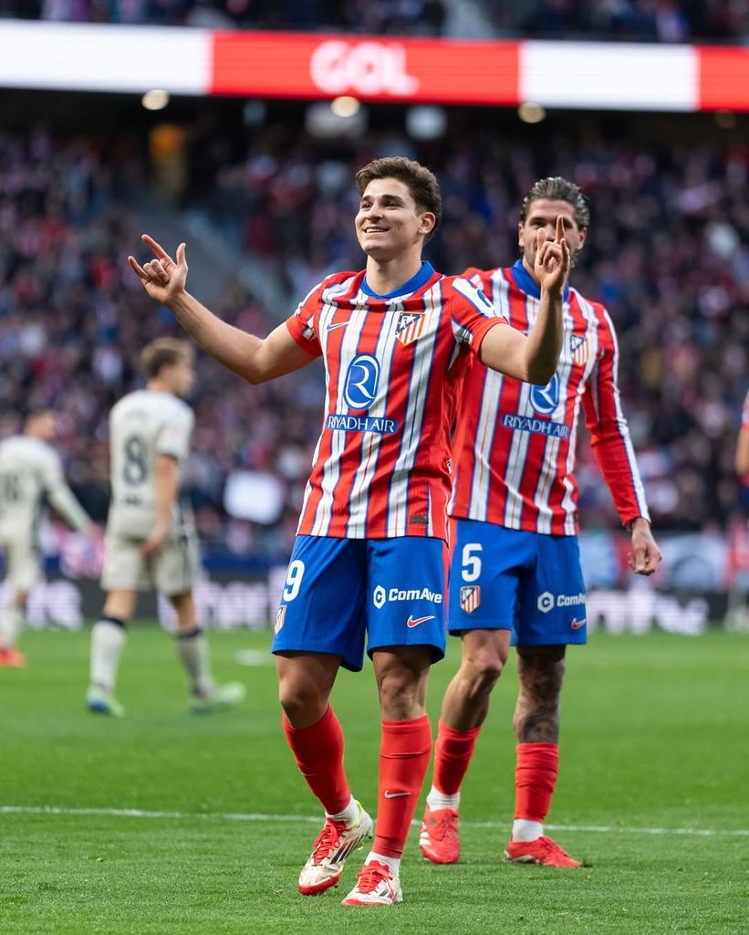 El nuevo ídolo del Atlético de Madrid: Julián Álvarez y su historia de amor con Emilia Ferrero