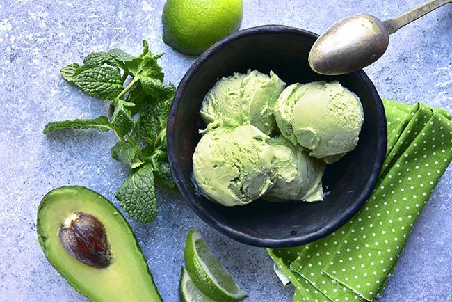 HELADO DE AGUACATE Y PLÁTANO