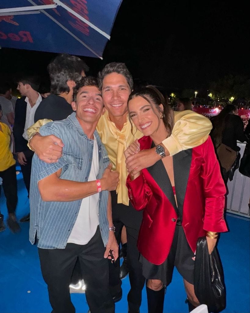 Marc Márquez y Gemma Pinto con Pablo Castellano en el Suavefest 2024