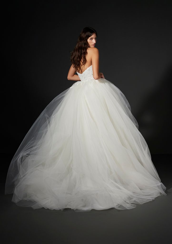 Pronovias x Vera Wang