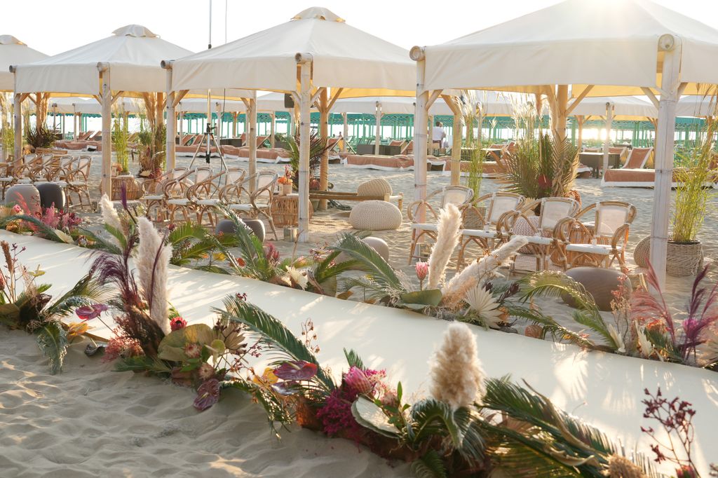 El lugar elegido para esta cita con el diseño italiano fue La Fenice, uno de los Guess Beach Club de este verano, que se sitúa en Forte dei Marmi.