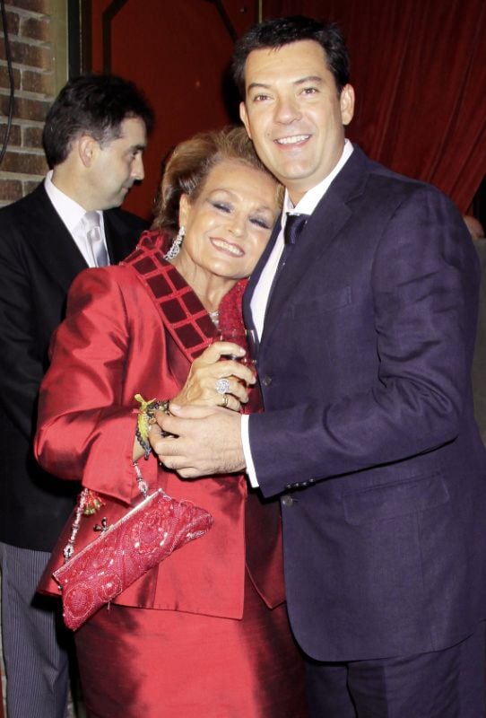 Carmen Sevilla y su hijo Augusto Algueró