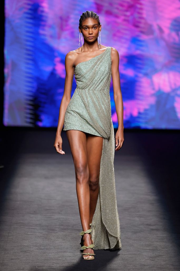 Mercedes-Benz Fashion Week Madrid: Claro Couture Primavera/Verano 2025