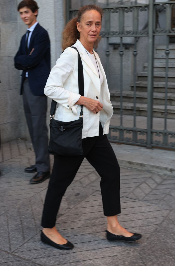 Blanca Suelves en el funeral de Alejandro Fernández de Araoz