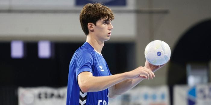 Pablo Urdangarin en un partido de balonmano