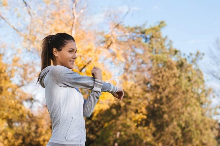 mujer haciendo ejercicio