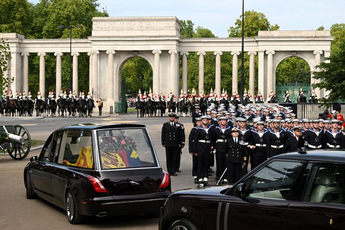 Cortejo fúnebre de Isabel II