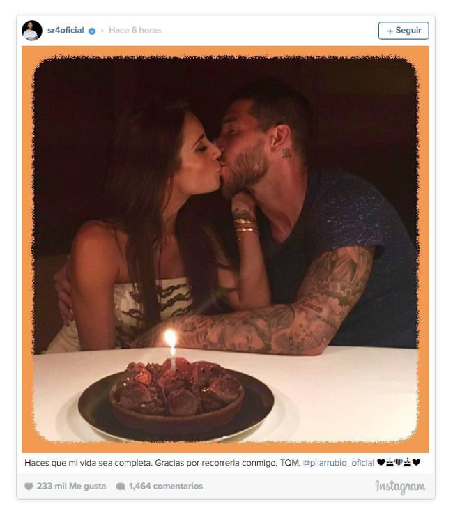 Para celebrar su cuarto aniversario, Pilar y Sergio salieron a cenar, como reflejan las imágenes que han compartido en sus respectivas cuentas de las redes sociales. "Un año más junto a ti... y muchos los que aún quedan por venir. ❤TQ", escribió la presentadora y bloguera de HOLA.com en Instagram. El futbolista, por su parte, publicó: "Haces que mi vida sea completa. Gracias por recorrerla conmigo. TQM"
