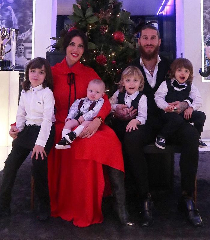 Pilar Rubio y Sergio Ramos con sus hijos