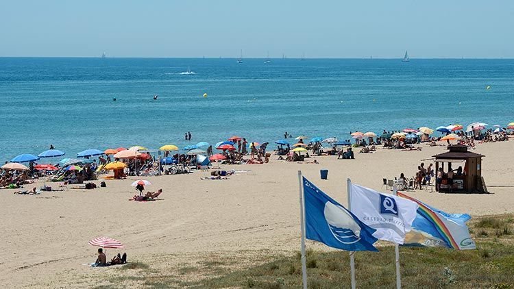 Castelldefels playas barcelona bandera azul