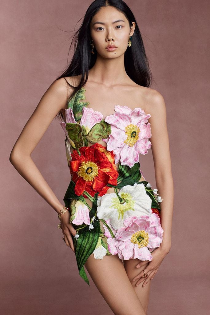 Vestido de amapolas de Oscar de la Renta, colección Primavera 2024