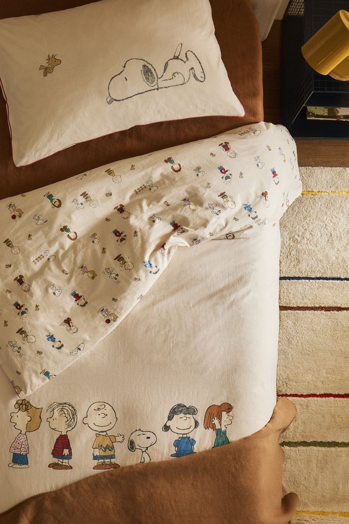 Ropa de cama con estampado de snoopy