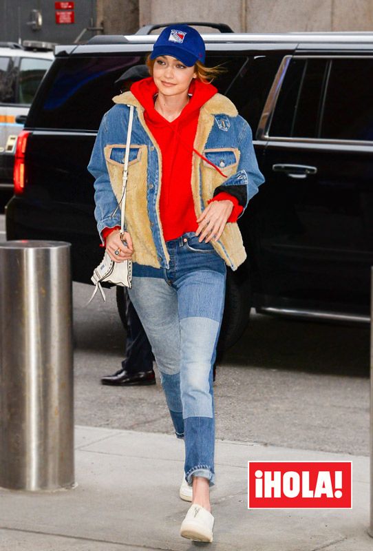 El look vaquero de Gigi Hadid