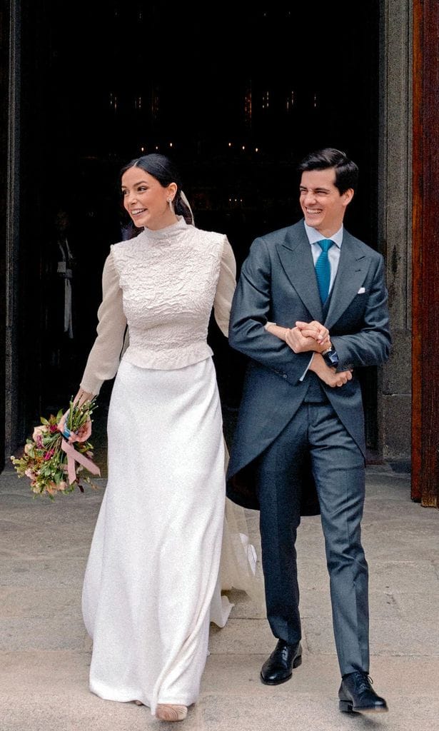 Hola 4153. Boda hermano María Fernández Rubíes.