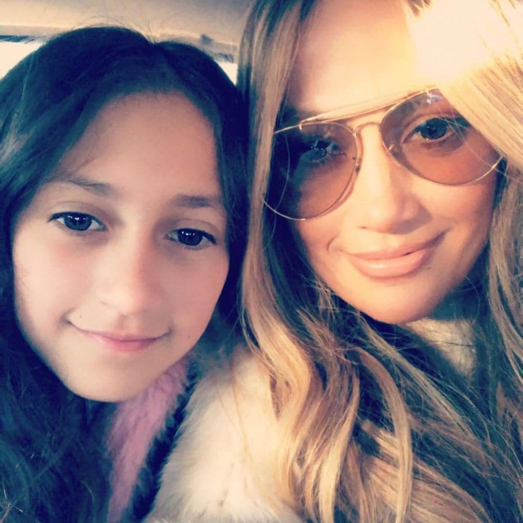 jennifer lopez y emme