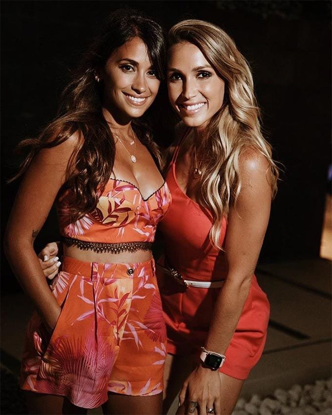 Antonela Roccuzzo y Sofi Balbi