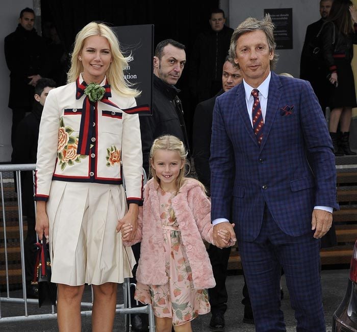 Valeria Mazza y Alejandro Gravier se sentaron en el front row de Gucci con su marido Alejandro Gravier y su hija Taína, de 7 años
