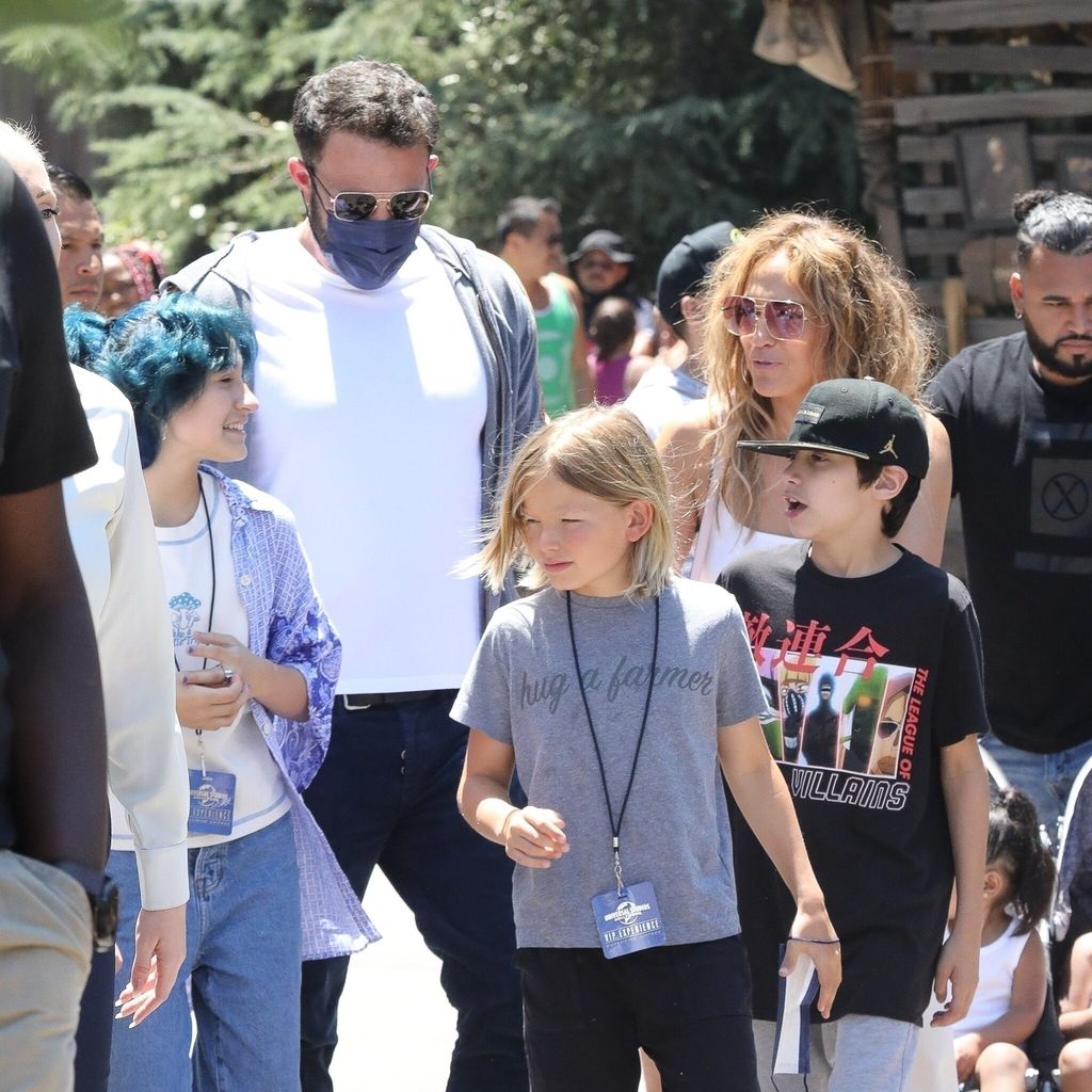 Jennifer Lopez and Ben Affleck take their kids to Universal Studios Hollywood