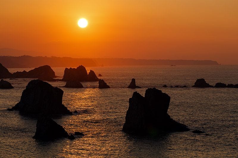 Playa-del-Silencio-Asturias-acantilados