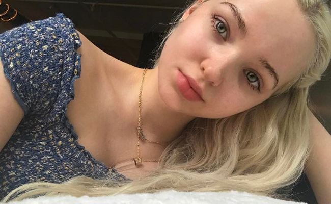 dove-cameron-2z