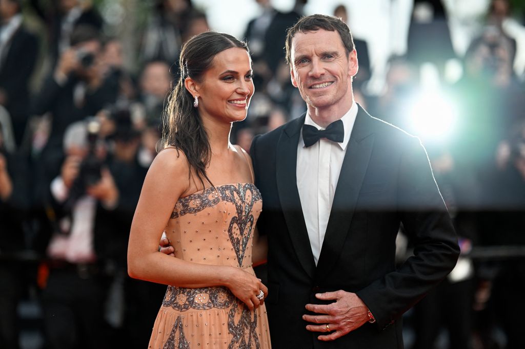 Alicia Vikander y su marido Michael Fassbender enamorados