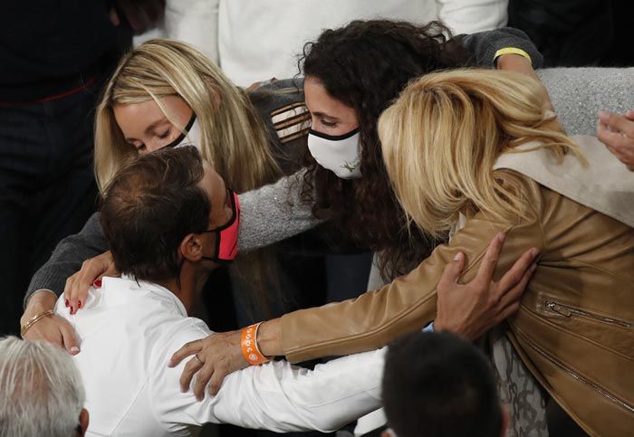 El efusivo beso a Mery Perelló con el que Rafa Nadal ha celebrado su victoria