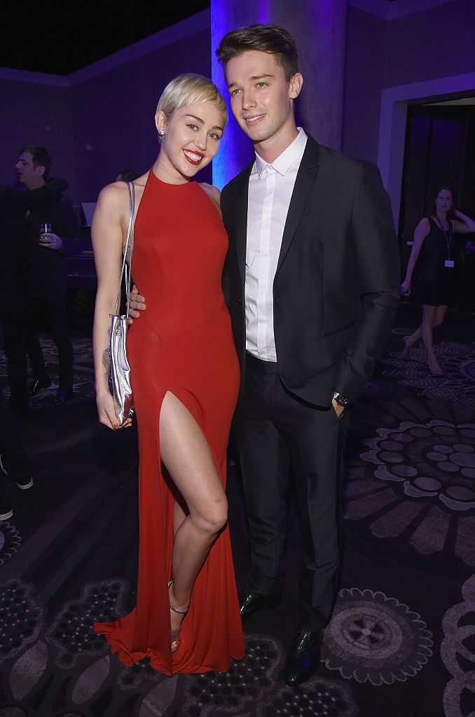 Miley Cyrus y Patrick Schwarzenegger en 2015