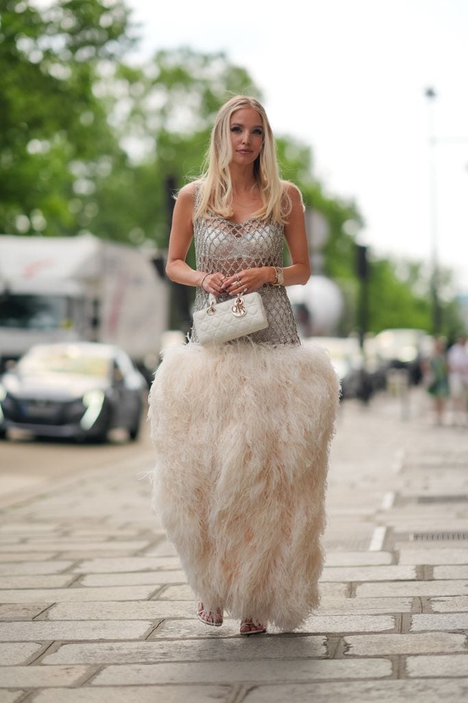 Cómo llevar vestidos puffball, la tendencia del verano 2024