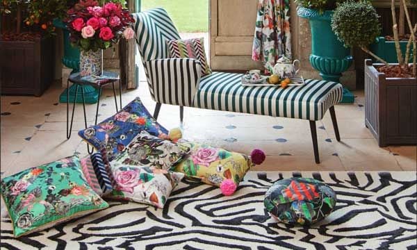 Missoni aporta su estilo propio en esta colección diseñada para Designers Guild, que permite soñar con un universo mágico y lleno de color. Un lujo a tu alcance.
