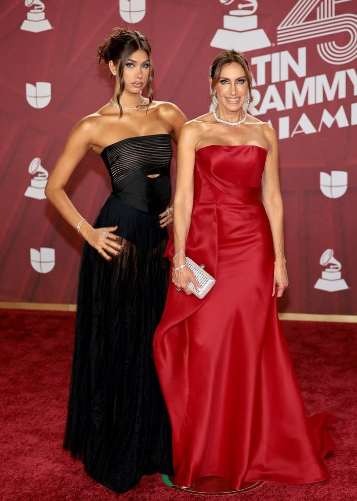 Lina Teresa y Lili Estefan en los Premios Grammy Latinos 2024