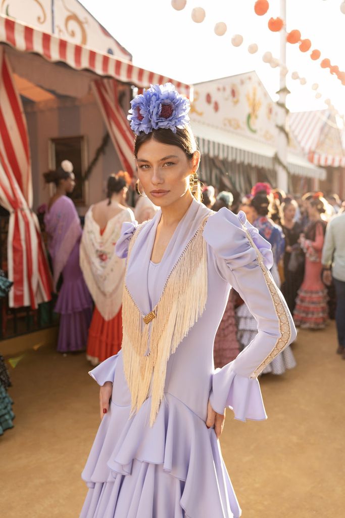 Feria de Abril 2024: Carmen Santacruz y su espectacular traje de flamenca